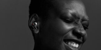 Nothing Ear (2)