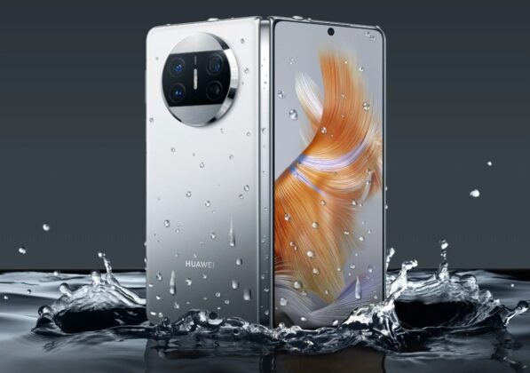 Kijött a Huawei legújabb csodája: A hajlítható Mate X3, vízálló és porálló telefon