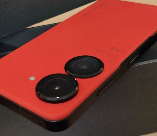 ASUS Zenfone 10