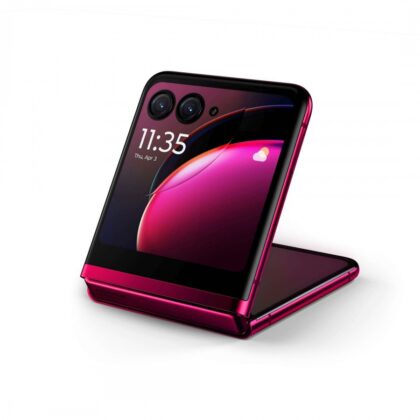 A Motorola RAZR 40 Ultra végre lelepleződött teljes részletességében egy reklámvideóban 12 A Motorola RAZR 40 Ultra végre lelepleződött teljes részletességében egy reklámvideóban