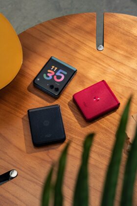 A Motorola RAZR 40 Ultra a hajlítható kijelzős telefonok élményét újragondolja a piac legnagyobb külső kijelzőjével