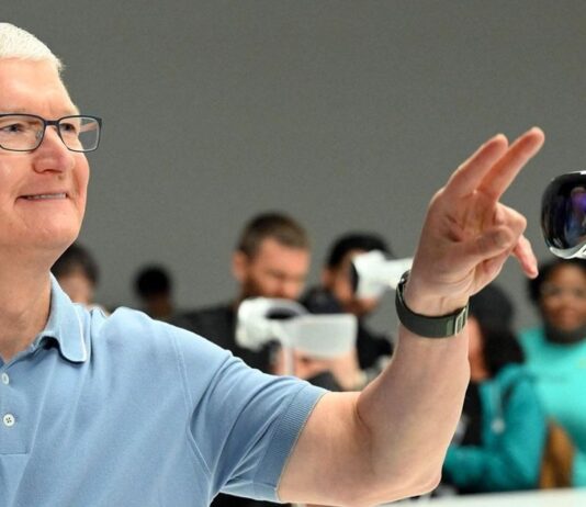 A Vision Pro túl drága? Az Apple egy olcsóbb tér-számítógép készül piacra dobni, ami várhatóan 2025 végén jelenik meg