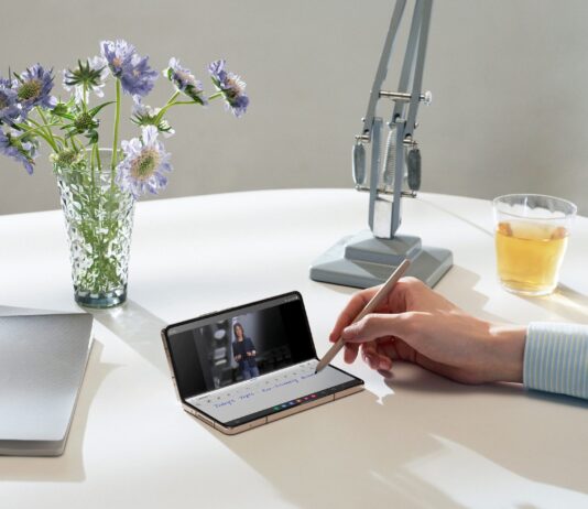 A Samsung dolgozói nem elégedettek a Galaxy Z Fold 5-tel, szerintük "még Z Fold 4s-nek sem szabadna nevezni