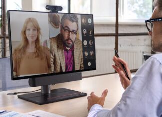 Lenovo ThinkSmart View Plus