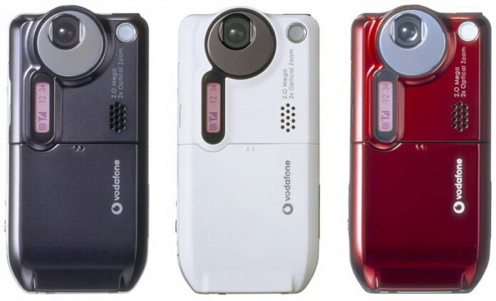 Tudásvilág #6: Az első optikai zoomos telefon a Sharp érdeme, még 2004-ben