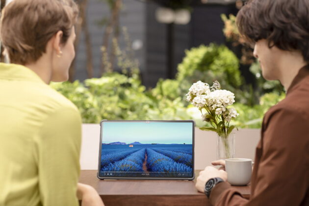 Hivatalos az Android univerzum csúcs-táblagépe, a Samsung Galaxy Tab S9 Ultra: 14,6 hüvelykes AMOLED kijelzővel, IP68 tanúsítvánnyal és továbbfejlesztett ceruzával