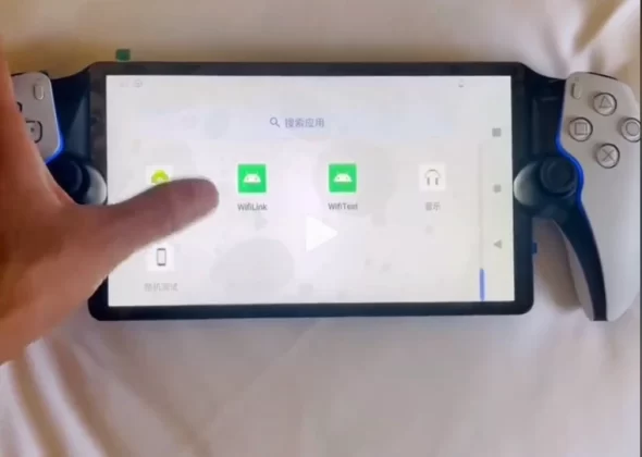 Meglepetés: A Sony kézben tartható Project Q játékstreamelője Androidot futtat egy friss videón