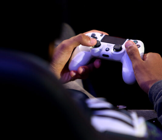 A PlayStation Plus előfizetés jelentősen drágább lesz Magyarországon