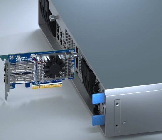 QNAP QXG-25G2SF-E810