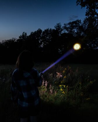 A Sandberg Survivor Torch Powerbank 5000: Fény és energia egy kézben