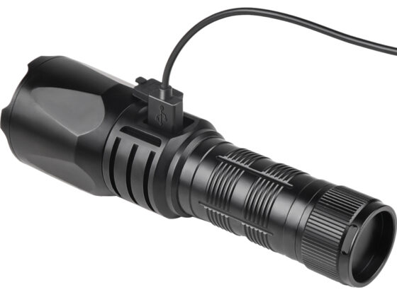 A Sandberg Survivor Torch Powerbank 5000: Fény és energia egy kézben