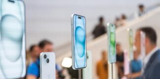 iPhone 15