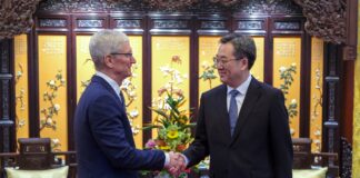 Ding kínai alelnök és Tim Cook: Megújuló együttműködés Kínában