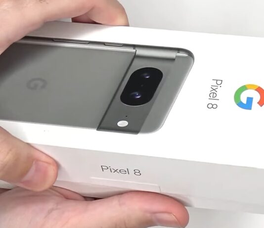 A Google Pixel 8 új képeken, és még a bemutató előtt egy YouTube-os kibontást is kapott