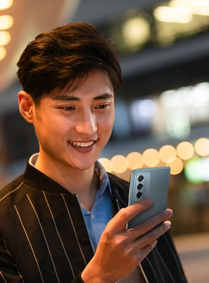 A Honor Kínában új, vékonyabb Magic Vs2-t mutatott be Snapdragon 8+ lapkával 1 Honor Magic Vs 2