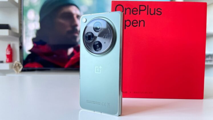 OnePlus Open kicsomagolás: Az elegancia új mércéje az összecsukható telefonok világában?