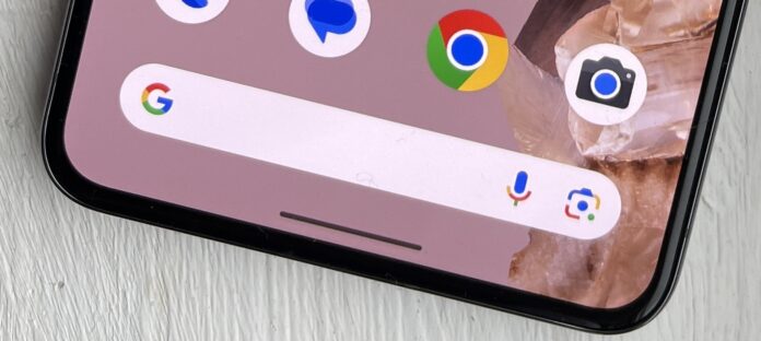 A Google alkalmazásában és a Pixel keresősávjában található mikrofon ikon mostantól kereséseket fog aktiválni, az okoseszközök irányítása helyett