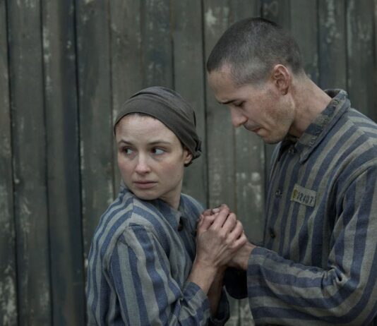 "The Tattooist of Auschwitz": A történelmi dráma júniusban érkezik a SkyShowtime-ra
