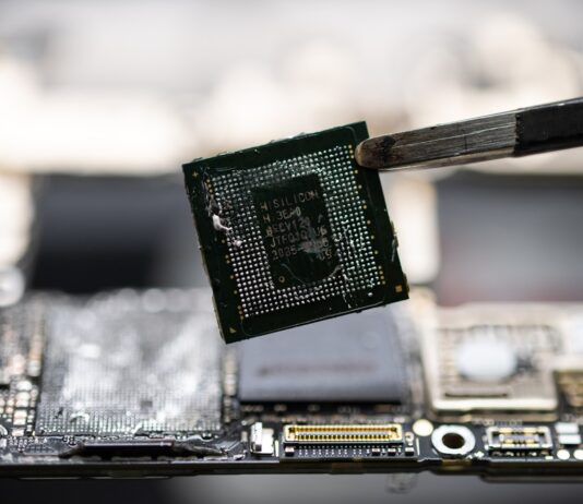 Amerika szigorít: Intel és Qualcomm lapkák nélkül marad a Huawei