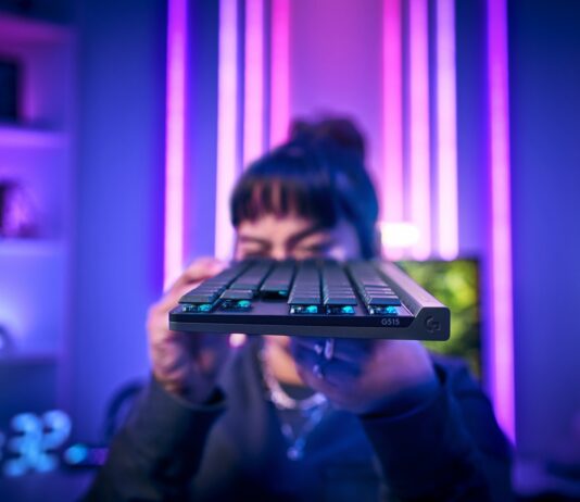 Logitech G515