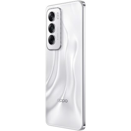 Ibiza-ban debütált az OPPO reno12; MI és erős hardver