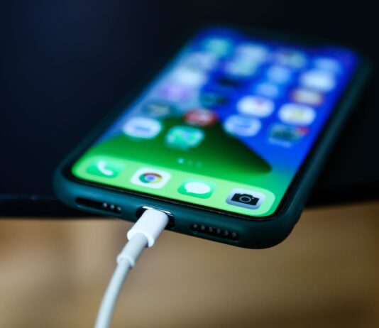 Végre nagyobb töltési sebesség az iPhone-oknál! Az iPhone 16 Pro specifikációi