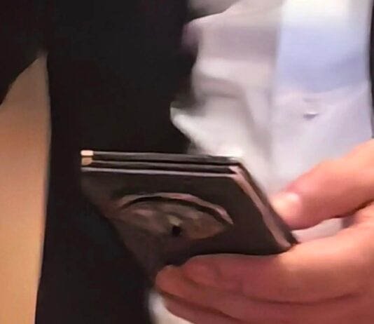 Huawei tri-fold készülék: újabb fotók Richard Yutól, vékonyabb dizájn