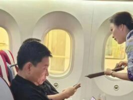 Richard Yu kezében szerepel a telefon