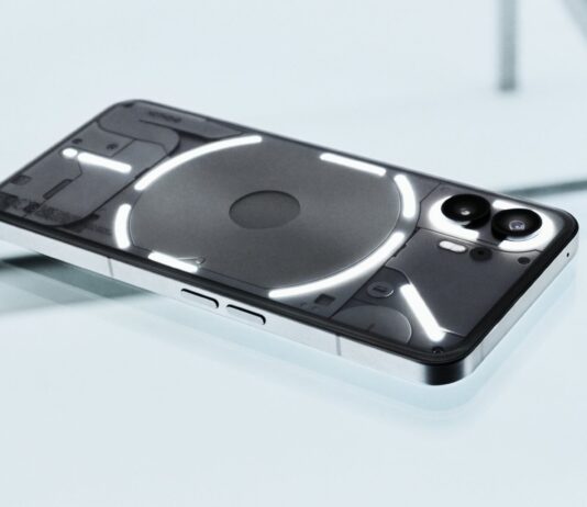 Nothing Phone 3, Snapdragon 7s Gen 3, GeekBench, középkategóriás telefon, Android 15