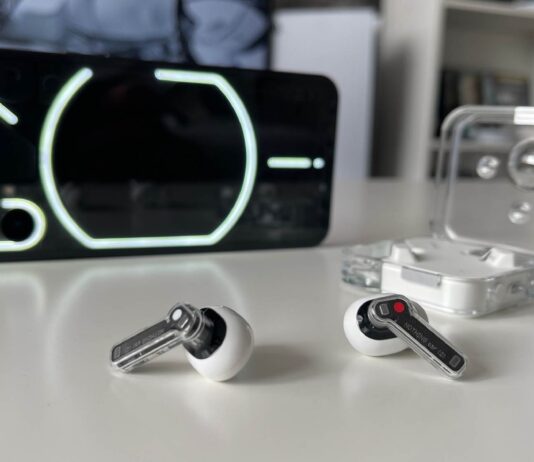 A Nothing Phone (3a) specifikációi kiszivárogtak: Snapdragon lapka és teleobjektíves kamera