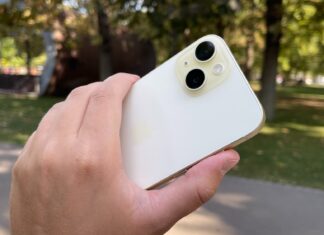 iPhone 15