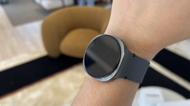 A Galaxy Watch8 és a Galaxy Watch8 Classic bemutatása; minimalista dizájn és új egészségügyi szenzorok