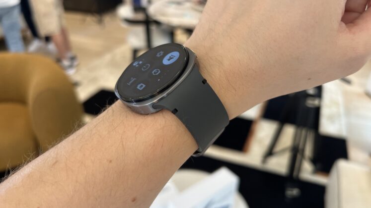A Galaxy Watch8 és a Galaxy Watch8 Classic bemutatása; minimalista dizájn és új egészségügyi szenzorok
