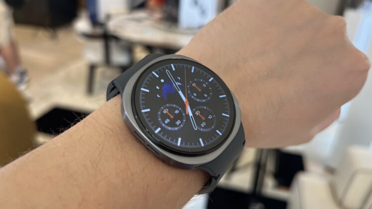 A Galaxy Watch8 és a Galaxy Watch8 Classic bemutatása; minimalista dizájn és új egészségügyi szenzorok