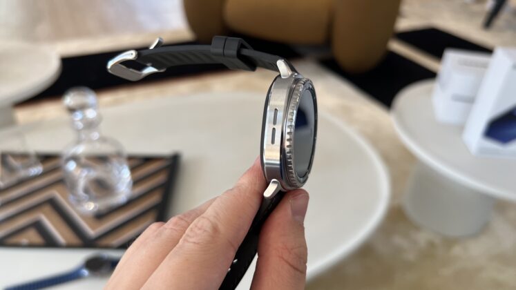A Galaxy Watch8 és a Galaxy Watch8 Classic bemutatása; minimalista dizájn és új egészségügyi szenzorok