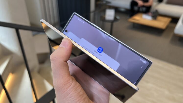 A Galaxy Z Fold7 hivatalosan is megérkezett; látványos új dizájn, szupervékony test és láthatatlan hajlat