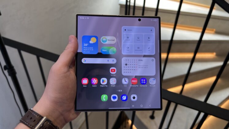 A Galaxy Z Fold7 hivatalosan is megérkezett; látványos új dizájn, szupervékony test és láthatatlan hajlat