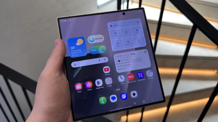 A Galaxy Z Fold7 hivatalosan is megérkezett; látványos új dizájn, szupervékony test és láthatatlan hajlat