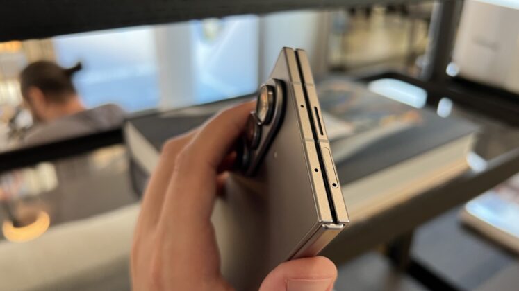 A Galaxy Z Fold7 hivatalosan is megérkezett; látványos új dizájn, szupervékony test és láthatatlan hajlat