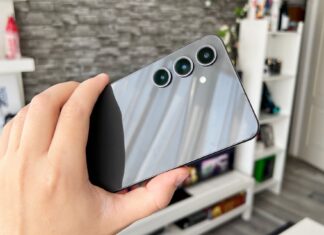 Már több firmware-verzióval tesztelik a Galaxy S24 FE-t; A One UI 8 fejlesztése gyorsabb ütemben halad, mint tavaly