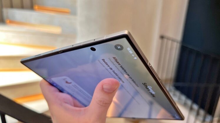 Nincs többé észrevehető gyűrődés a Galaxy Z Fold7 és a Z Flip7 kijelzőjén; a Samsung beszállíthatja az Apple első összecsukható iPhone-jának paneljeit