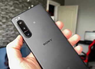 A Sony megtartja az Xperia márkát; technológiai kirakatként és belső fejlesztések tesztplatformjaként marad a piacon
