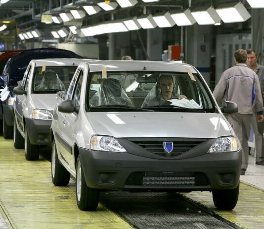 A Logan újbóli gyártására készül a Pars Khodro; Iránban tér vissza a Dacia, de már Pars Nova P90 néven