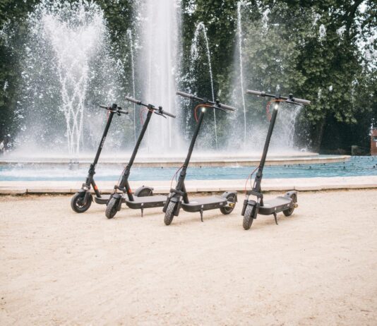 Xiaomi Electric Scooter 5, elektromos roller, városi közlekedés, 1000 W motor, Xiaomi Magyarország