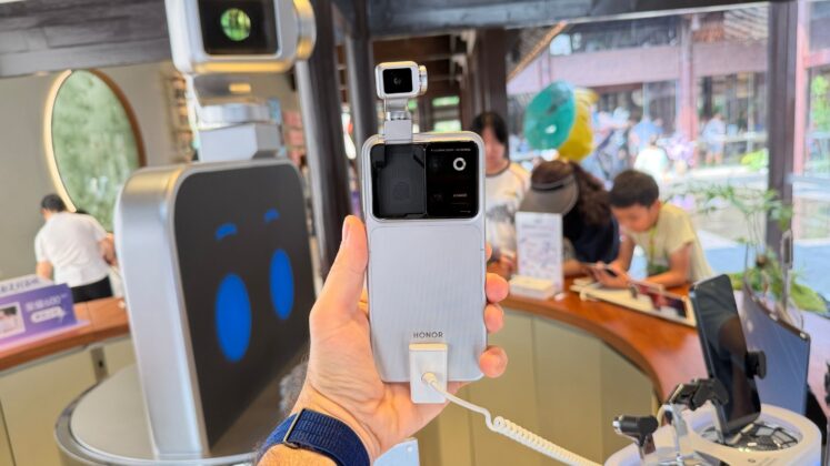 A HONOR Robot Phone Kínában 9999 jüantól indul: mennyibe kerülhetne itthon a robotgimbalos mobil?