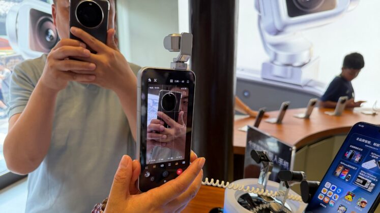 A HONOR Robot Phone Kínában 9999 jüantól indul: mennyibe kerülhetne itthon a robotgimbalos mobil?