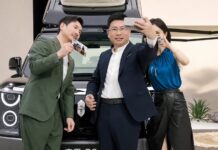A Huawei Mate XT 2 már Richard Yu kezében is feltűnhetett; közeleghet a háromba hajtható modell bemutatója