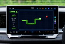 Játékok kerültek az Android Autóra a nem hivatalos Xtream Playerrel