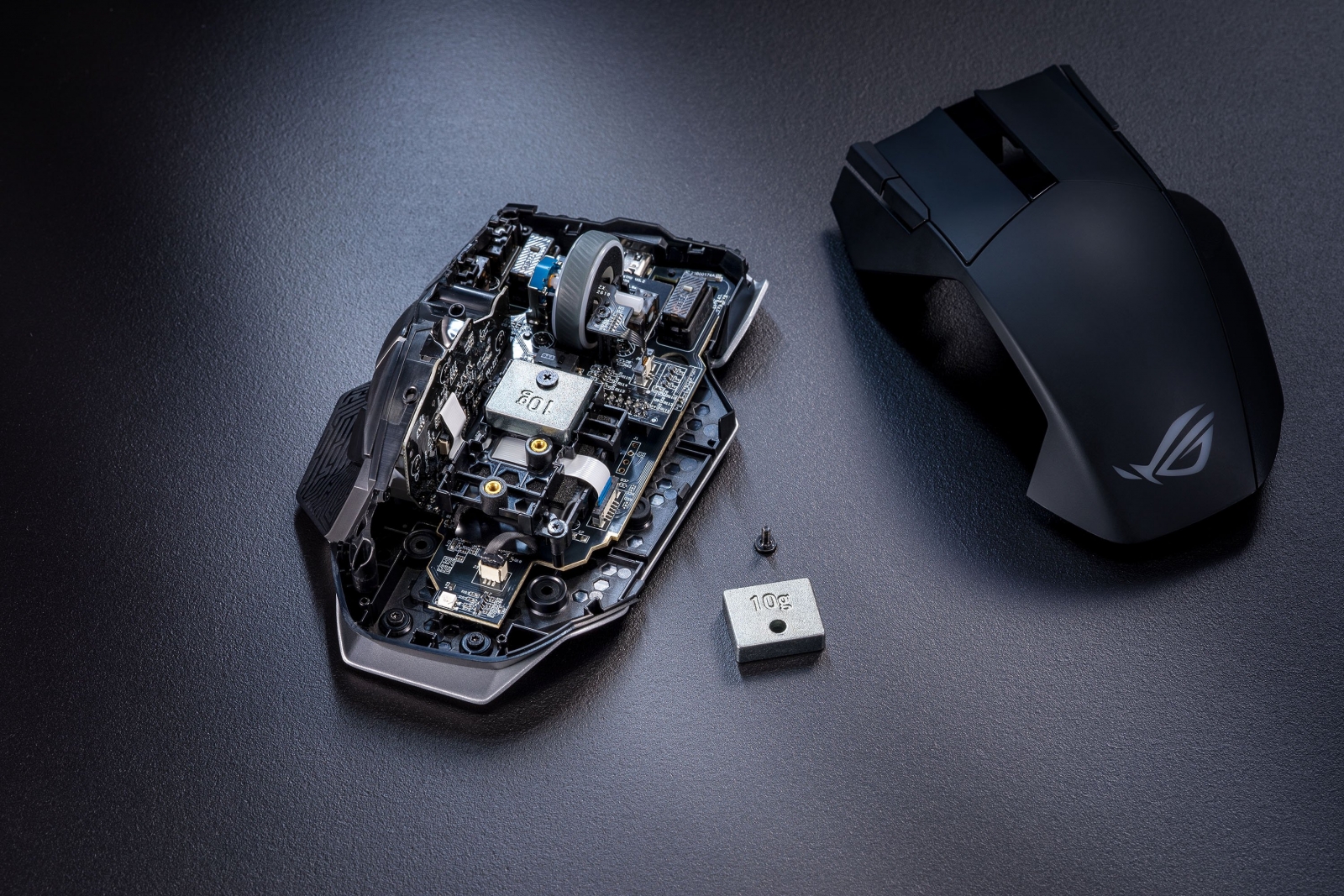 ROG Spatha X 65K és töltődokkolója