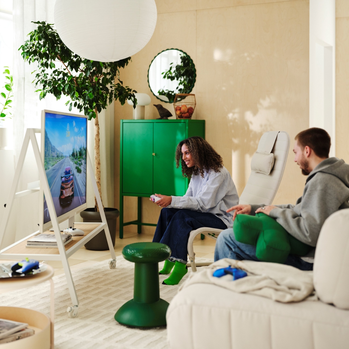 Az IKEA és az Xbox bemutatta a YXSTABY gamerbútor-kollekciót 1 IKEA YXSTABY kollekció egy nappaliban